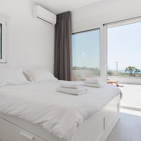 Legrena Beach House Kaap Soenion Kamer foto