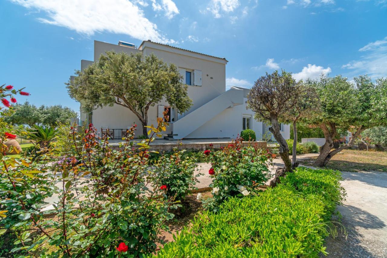 Legrena Beach House Kaap Soenion Buitenkant foto