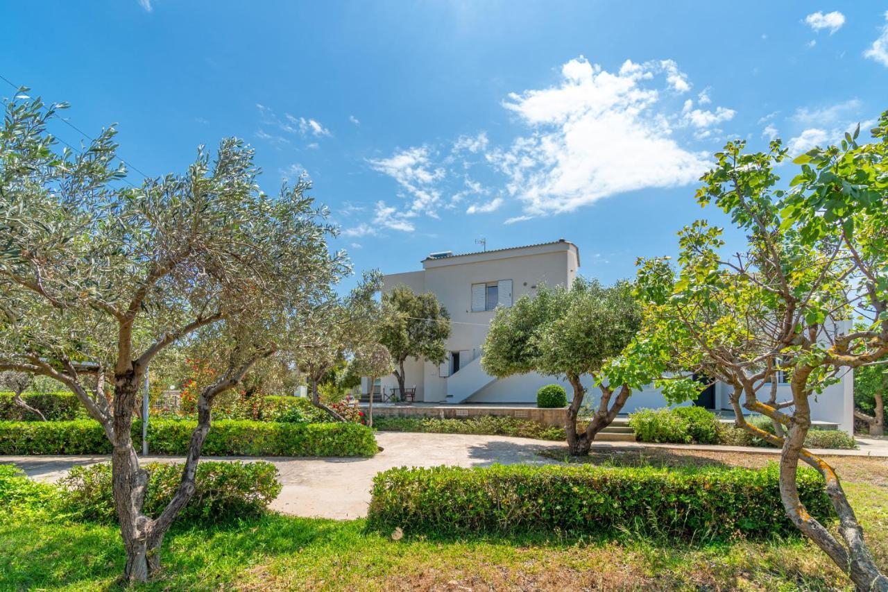 Legrena Beach House Kaap Soenion Buitenkant foto